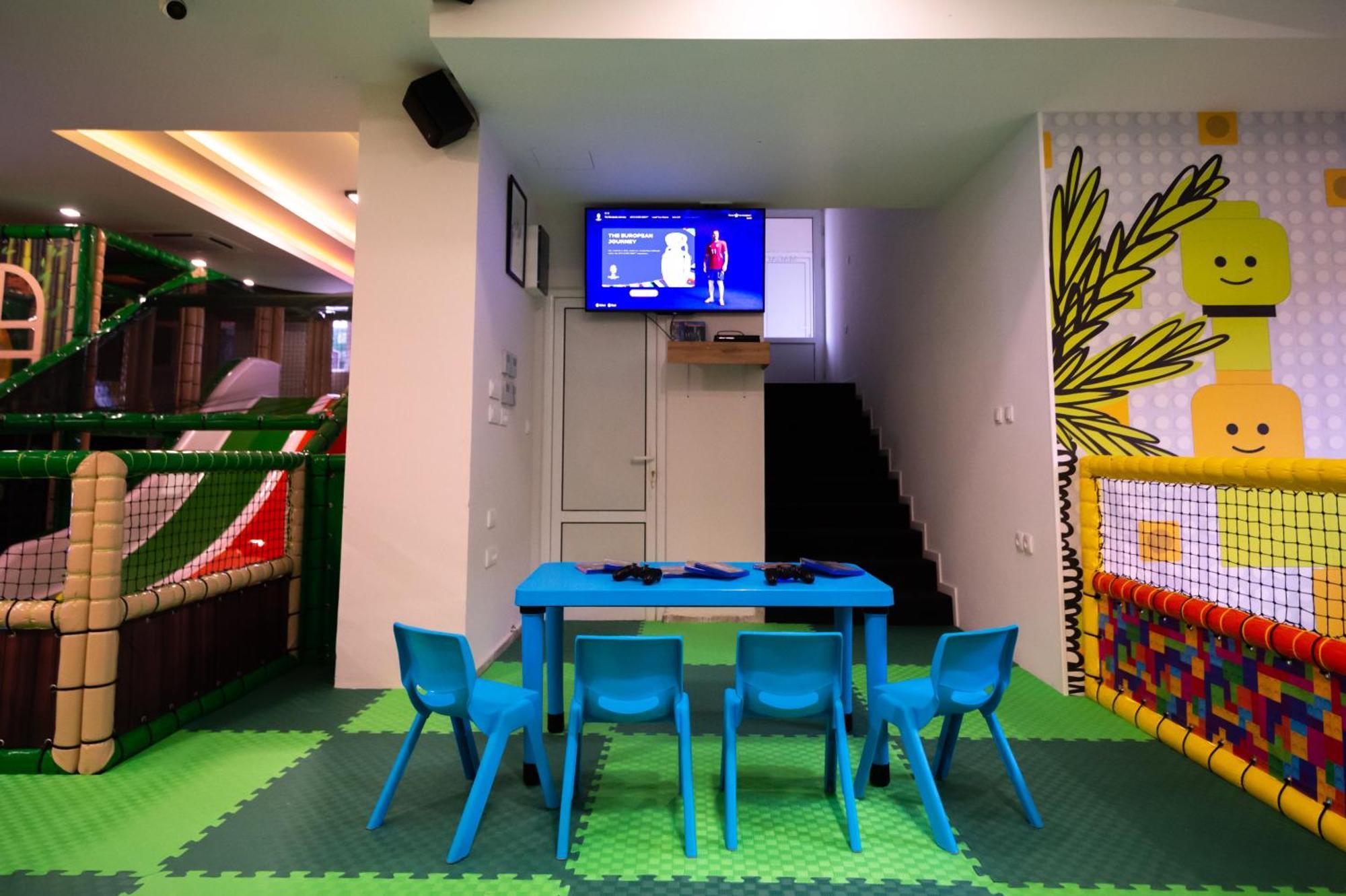 Hotel Nest Bijeljina Dış mekan fotoğraf
