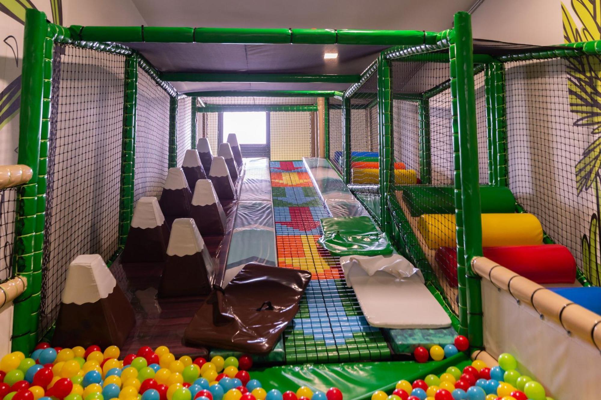 Hotel Nest Bijeljina Dış mekan fotoğraf