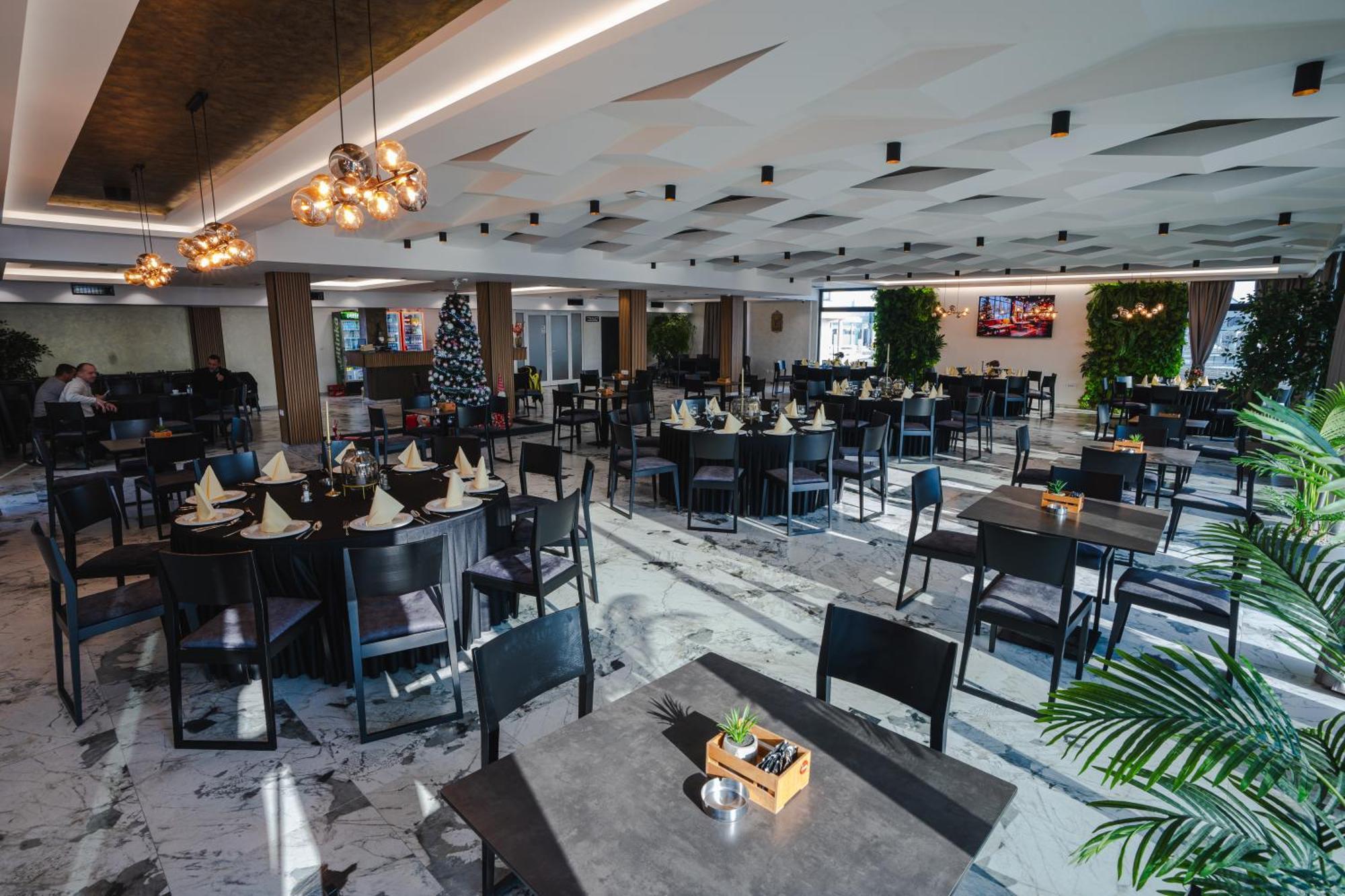 Hotel Nest Bijeljina Dış mekan fotoğraf