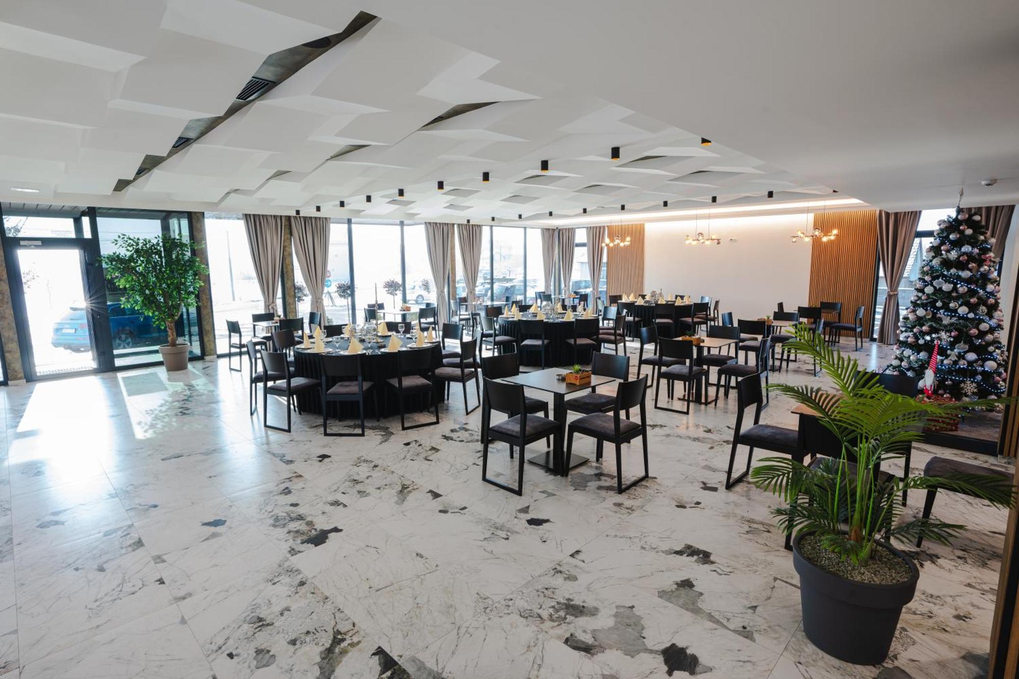 Hotel Nest Bijeljina Dış mekan fotoğraf