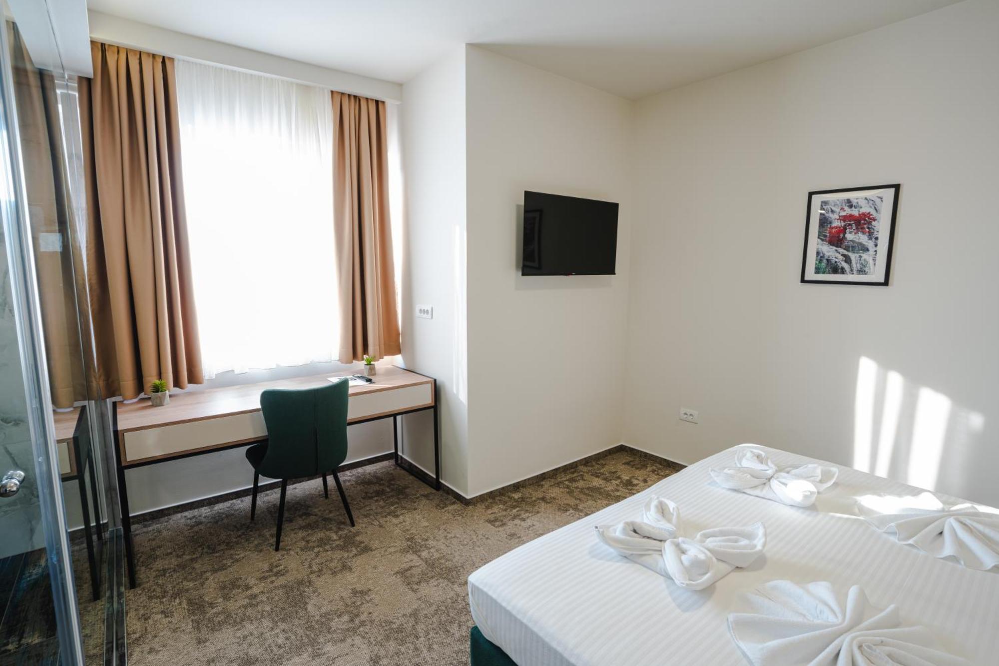 Hotel Nest Bijeljina Dış mekan fotoğraf
