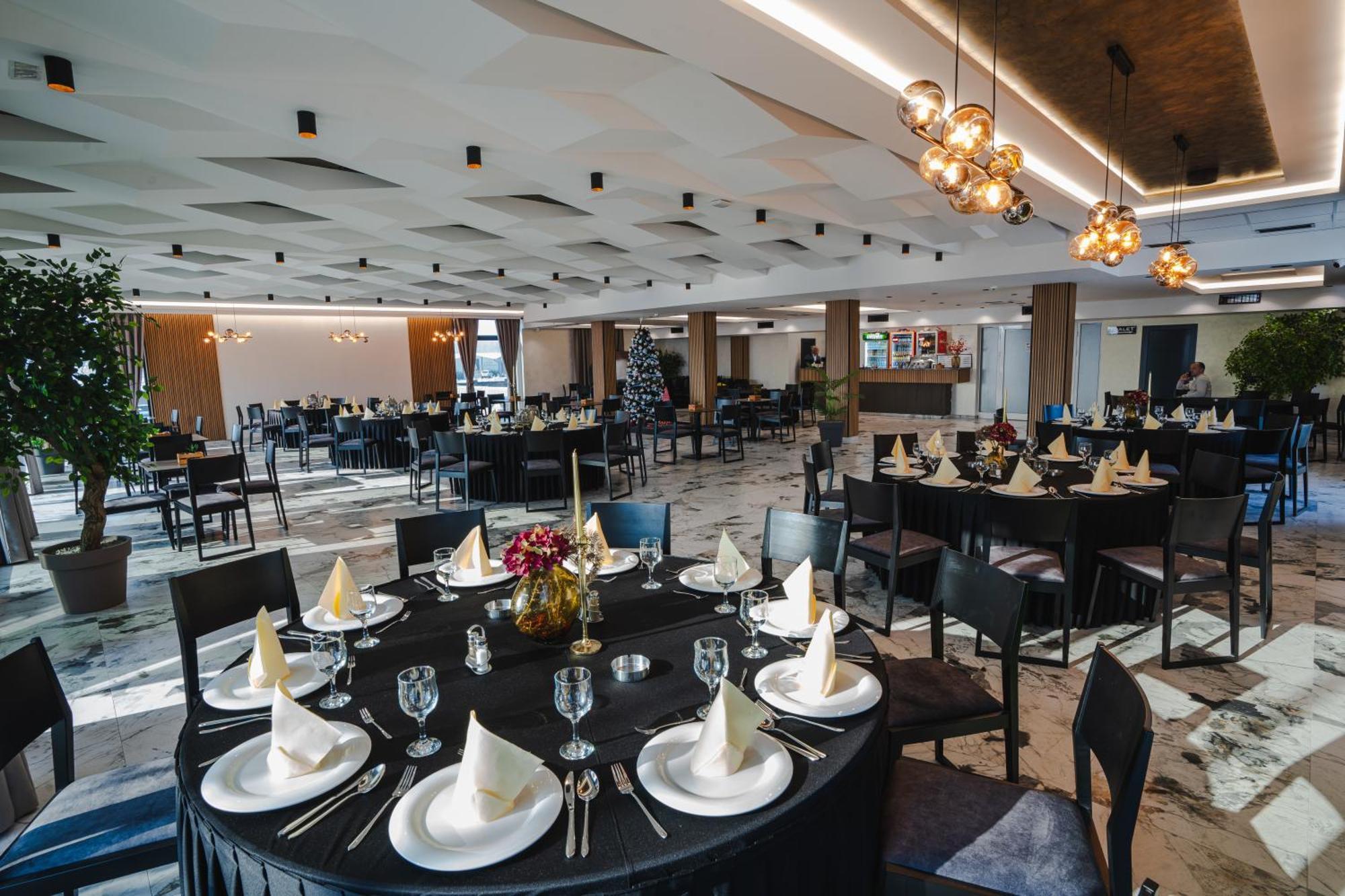 Hotel Nest Bijeljina Dış mekan fotoğraf