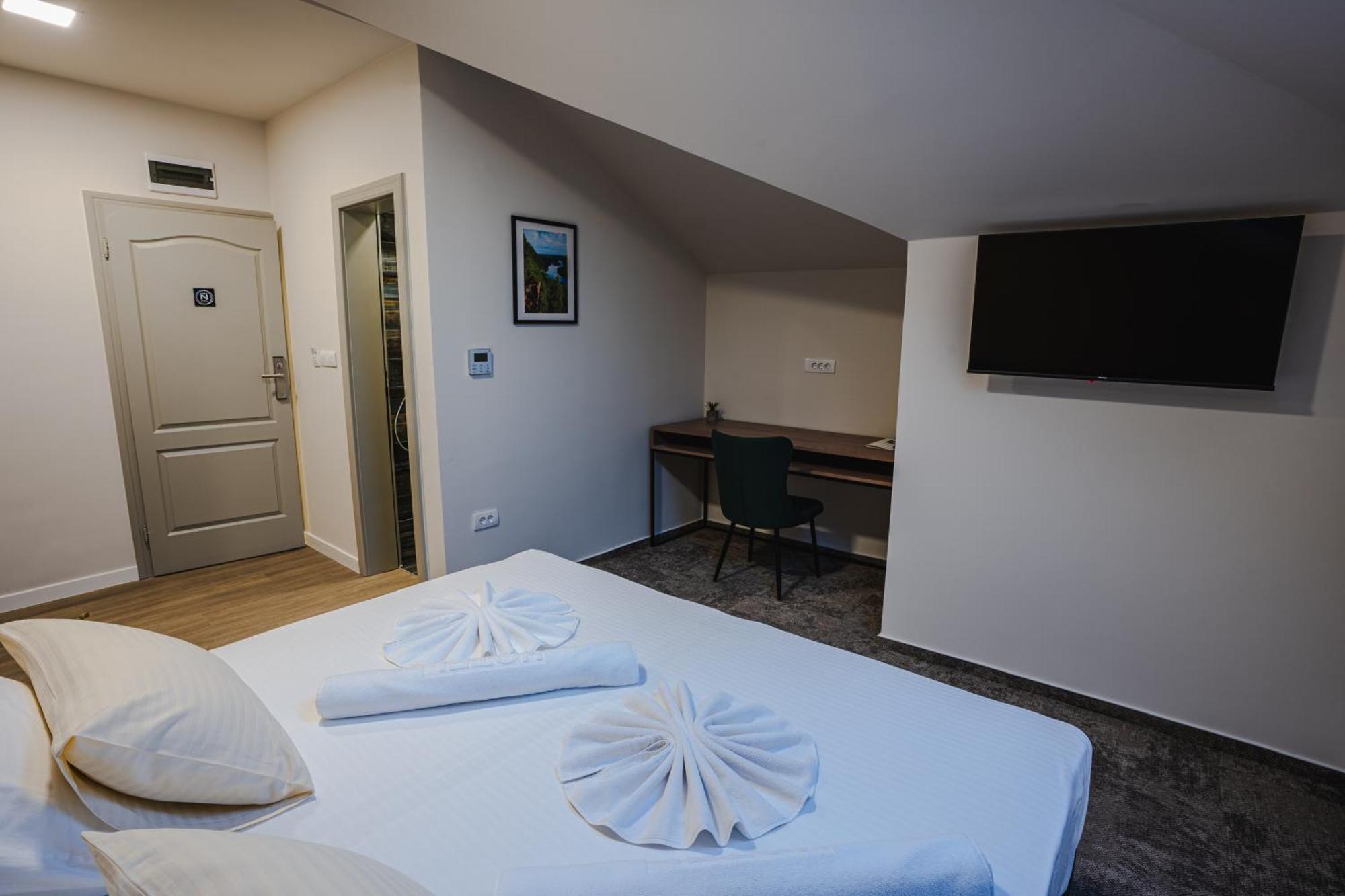 Hotel Nest Bijeljina Dış mekan fotoğraf